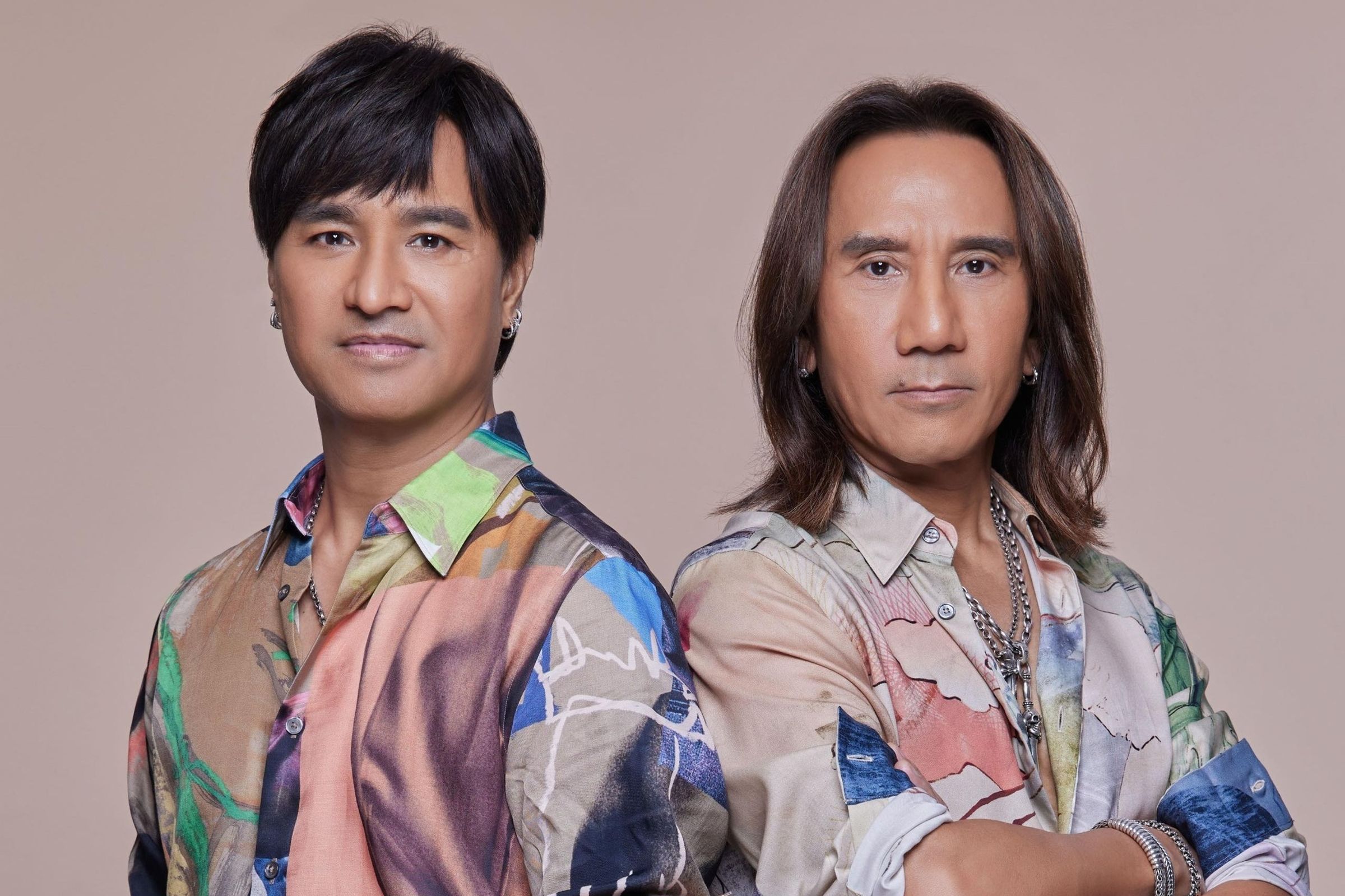 顏志琳(右)近日卻因超神服役背景掀起網路熱議。(翻攝自動力火車臉書)