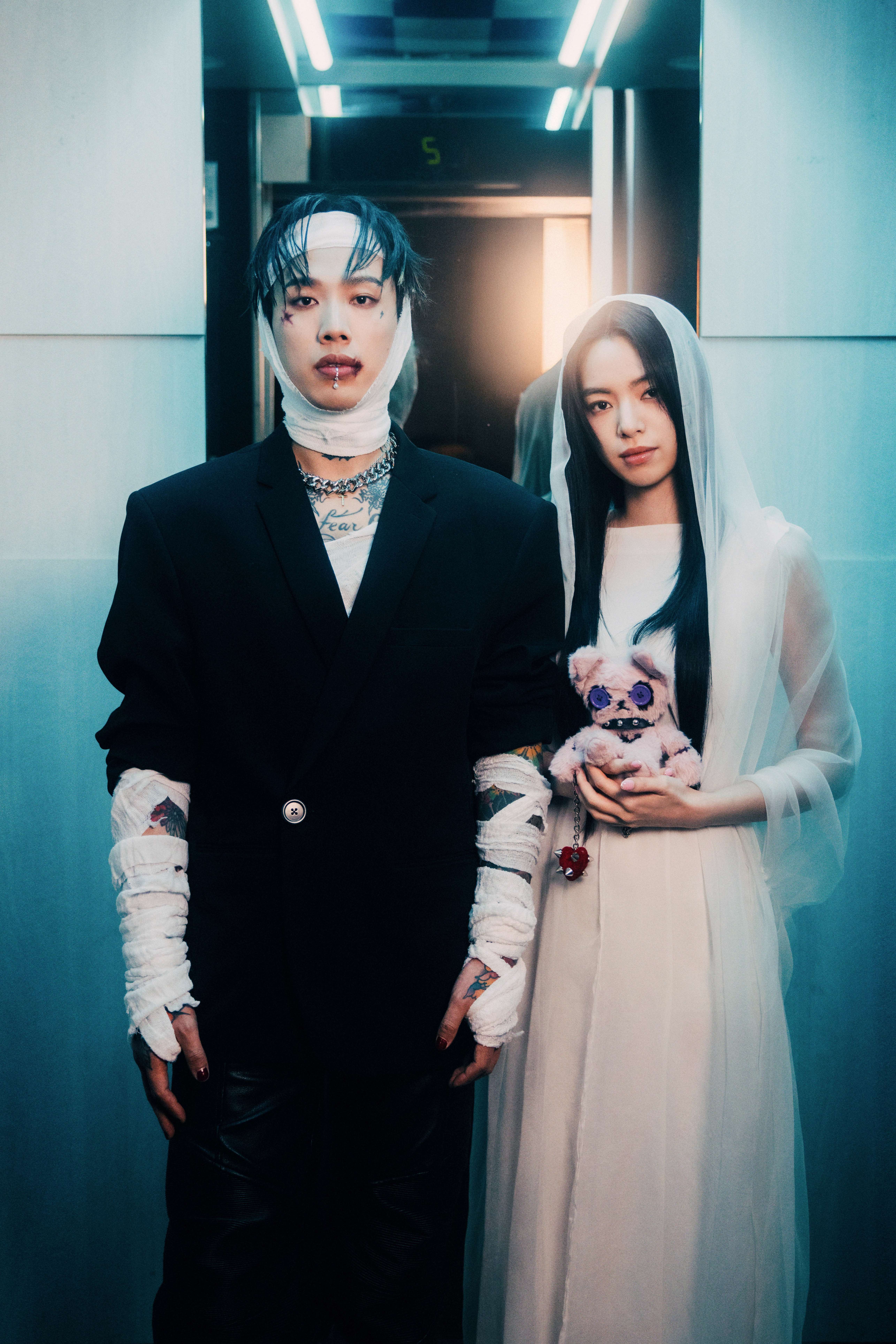 Marz23新歌〈癡情暈船仔〉MV，則邀請新生代女星陸夏擔任女主角。（華納音樂提供）