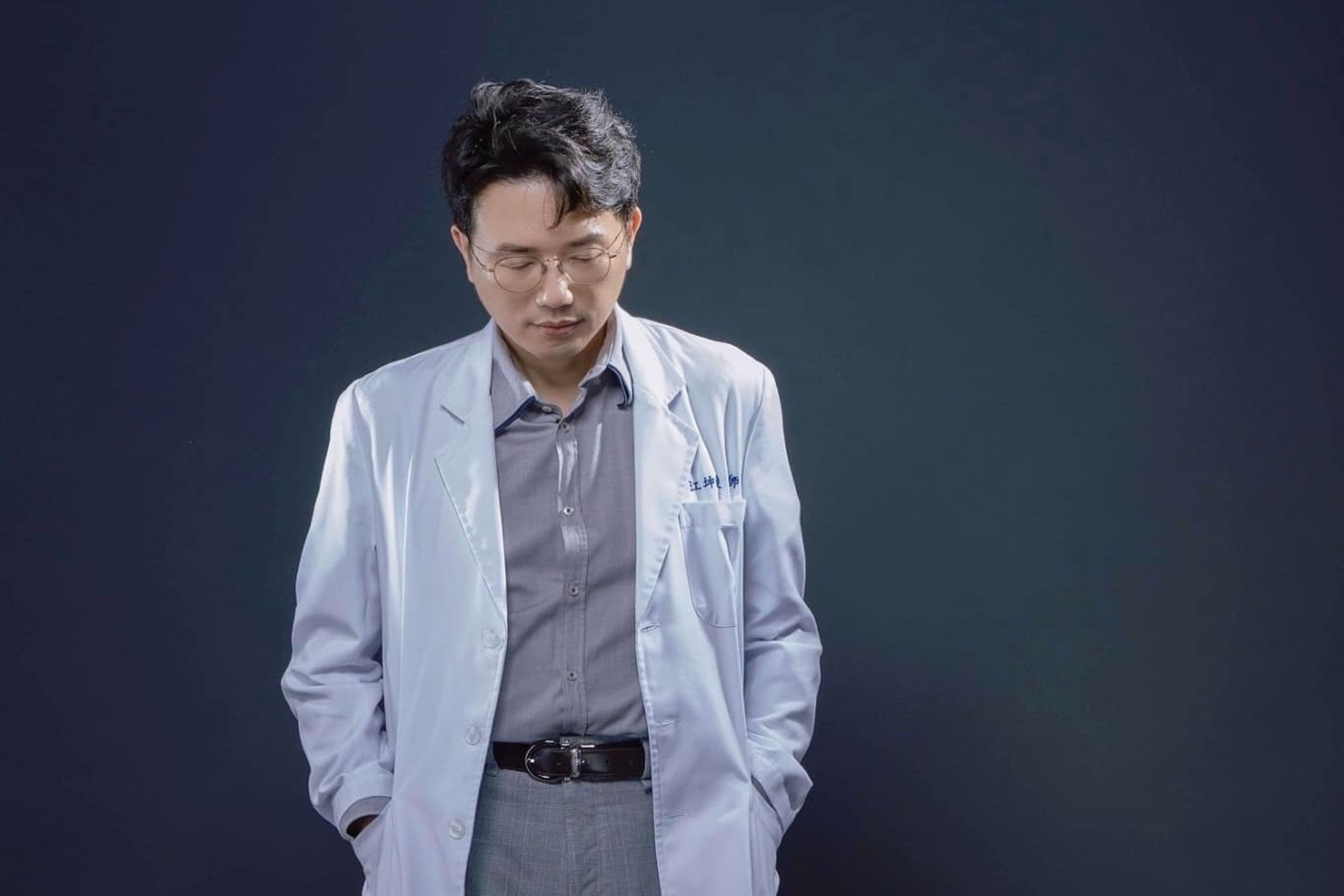 江坤俊突然宣布今天是他最後一天在敏盛醫院看診,新工作也提前一個月開始。(翻攝自江坤俊醫師 臉書)