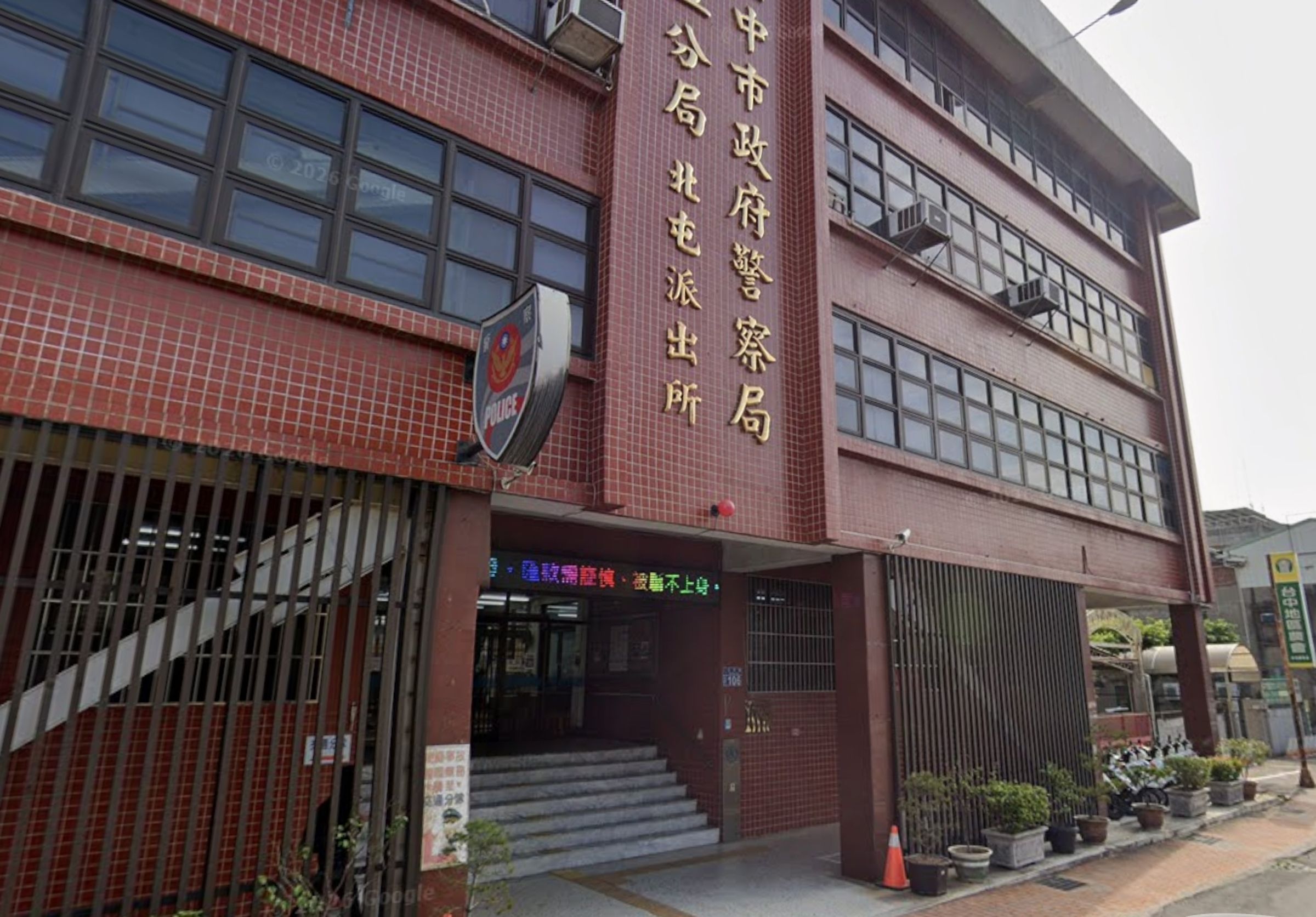 有熱心民眾曾向北屯派出所報案，目擊2歲女童萱萱身上有傷，但當時林男拒絕查訪。（翻攝自Google Maps）