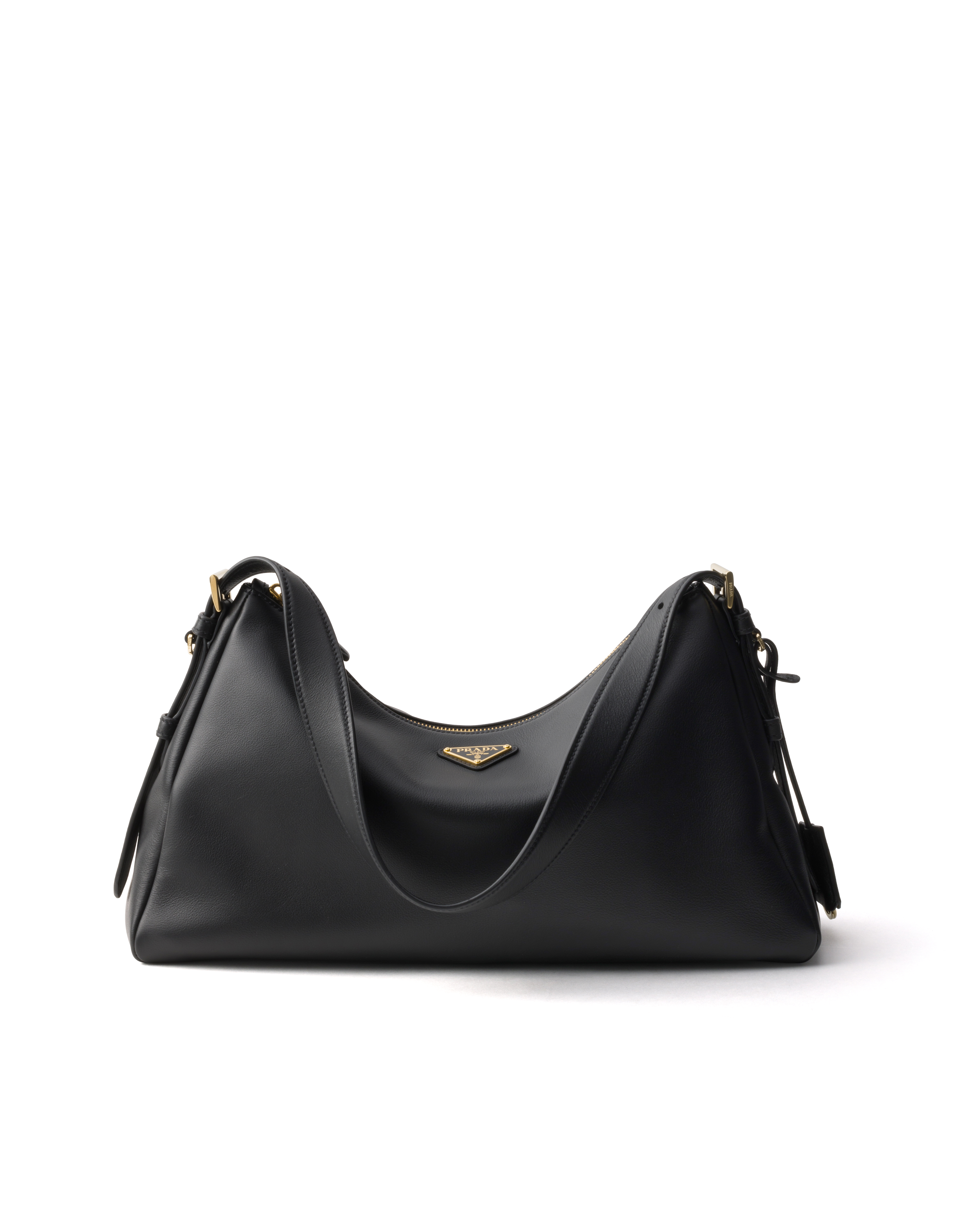 Aimée皮革肩背包。NT$105,000（PRADA提供）