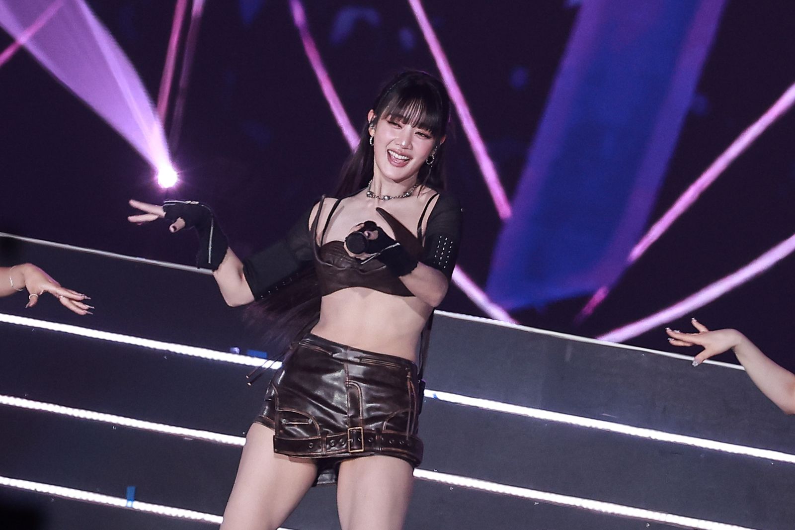 直擊/Minnie性感化身《傳說對決》九尾莉莉安!久違登台辣翻大巨蛋
