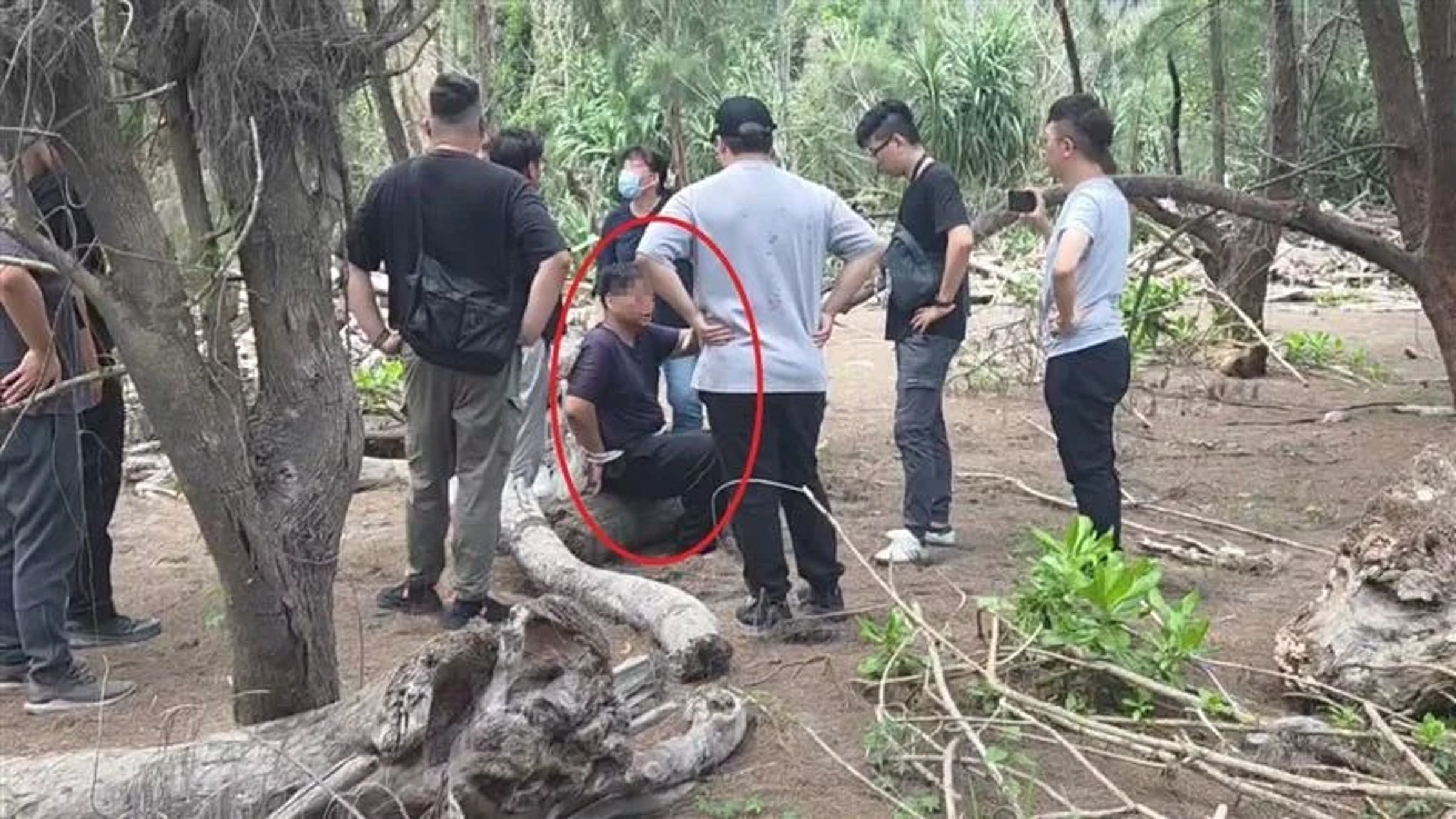 花蓮一名29歲蔡姓國中女師,因拒絕26歲劉姓瘖啞男子的追求,17日慘遭勒斃。(翻攝畫面)