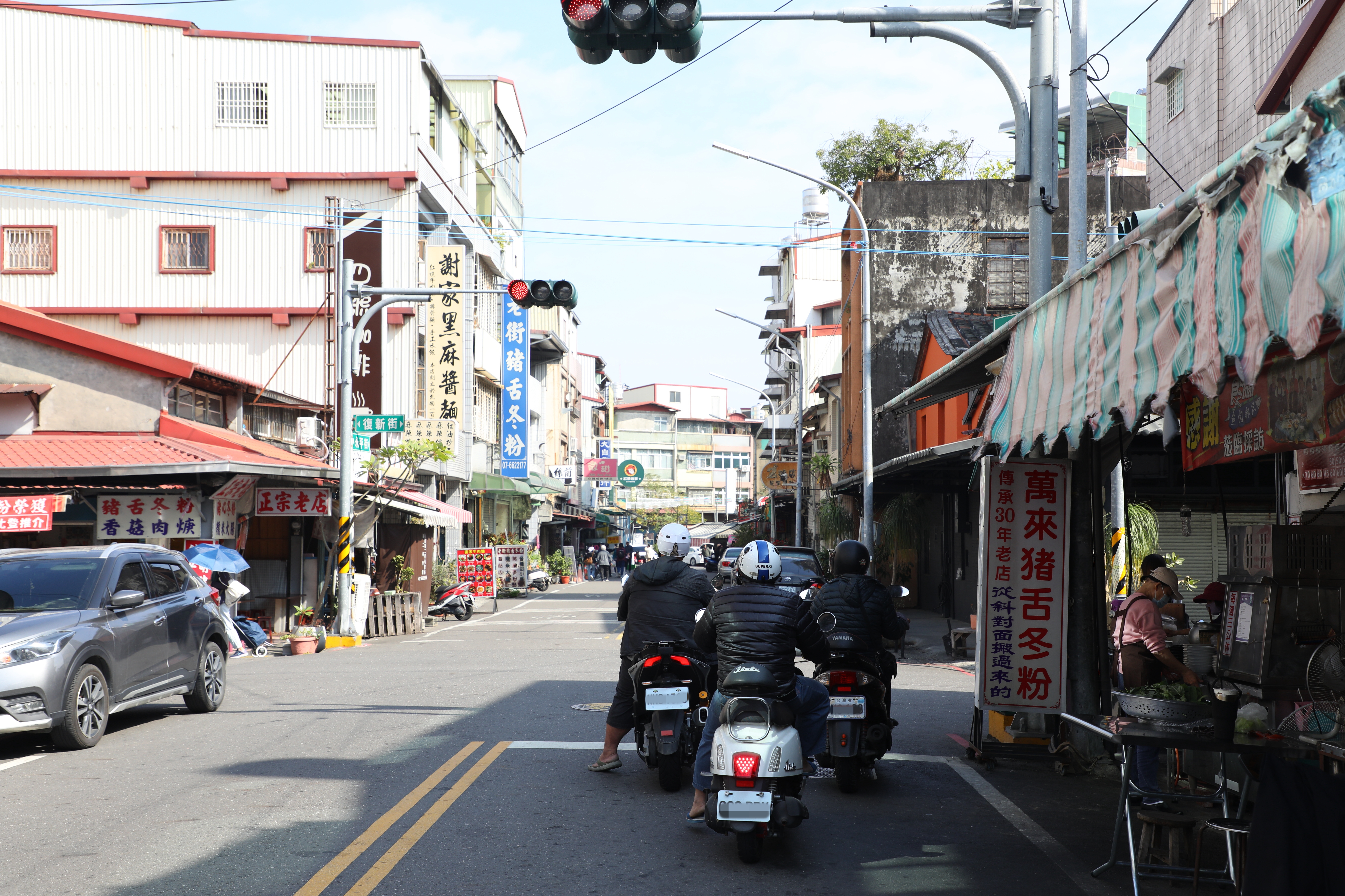旗山老街3大豬舌冬粉名店各自擁有擁護者。
